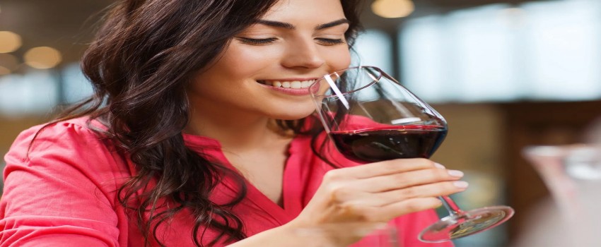 تأثیرات الکل بر سلامت دندان‌ها